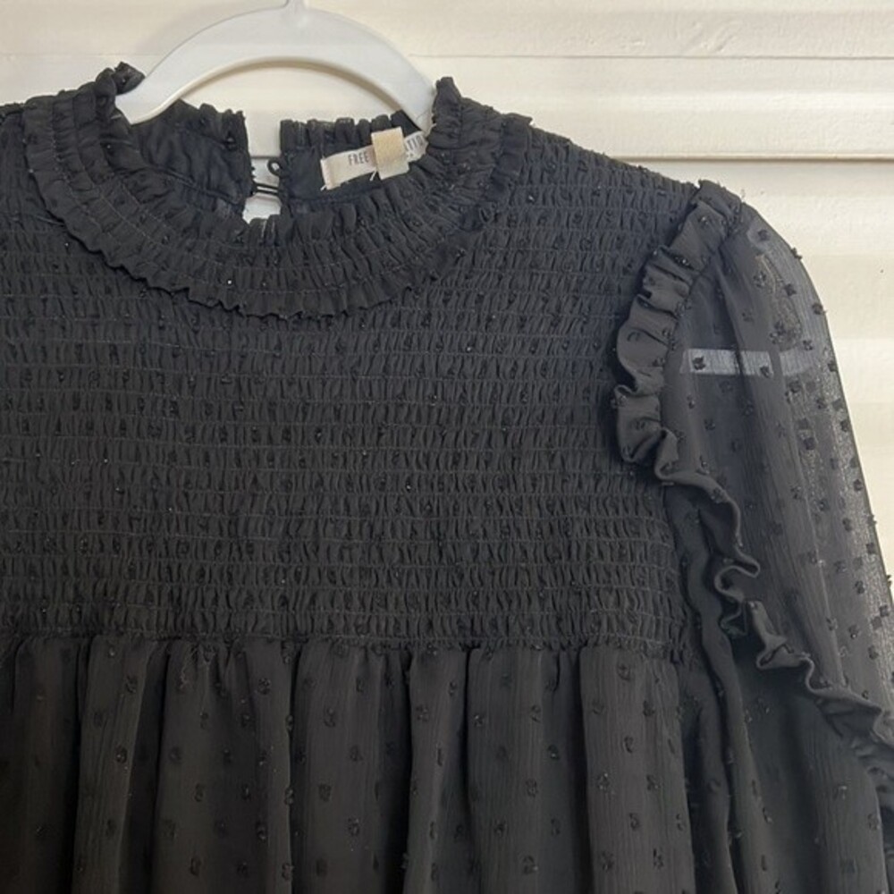 Free Generation Los Angeles Dotted Swiss Black Blouse Size: Large (L)